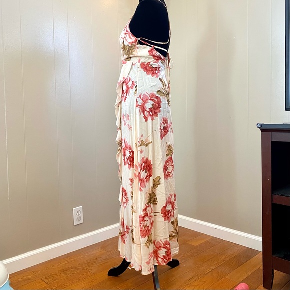 Floral Ruffle Dress - Picture 5 of 13